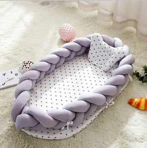 Discover the Benefits of Our Portable Cotton Crib