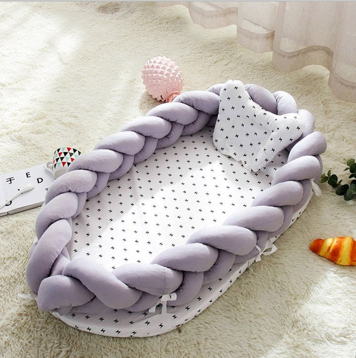 Discover the Benefits of Our Portable Cotton Crib